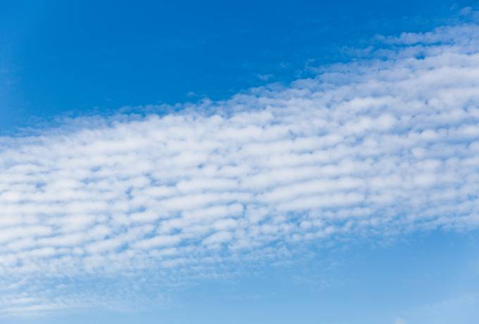 free Blue Sky with Delicate Clouds texture