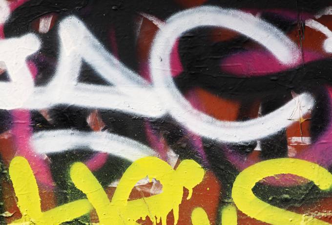 paint graffiti spray