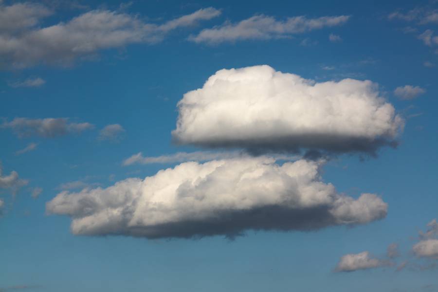 fleecy clouds sky blue free texture